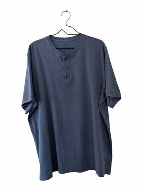 L.L. Bean Men's Short Sleeve Henley Shirt Blue Slightly Fitted Size XXL